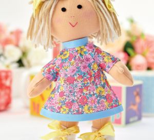 Stitch a Stylish Rag Doll
