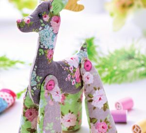 Tilda Reindeer And Cushion Set
