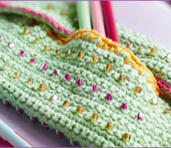 Beaded Crochet Pencil Case Free Project