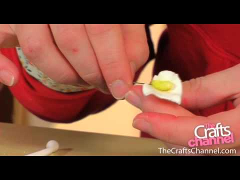 How to colour a sugarcrafted lily petal