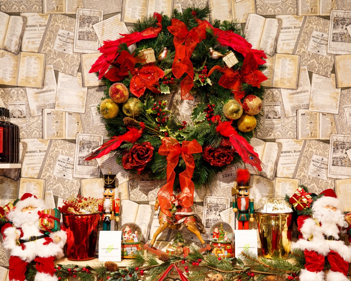 5 Greenery Ideas For Your Christmas Crafting
