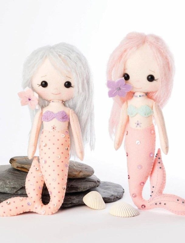 Gorgeous Dolls That Toy With Our Hearts!