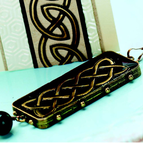 Celtic Resin Pendant Tutorial