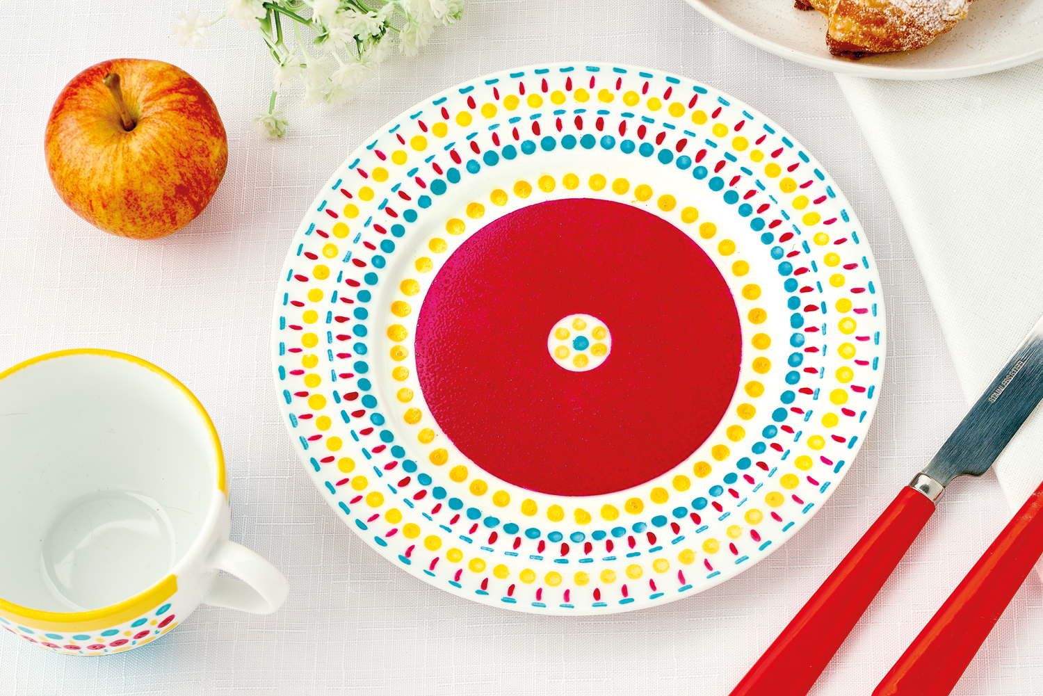 Transform Crockery with Easy Painting