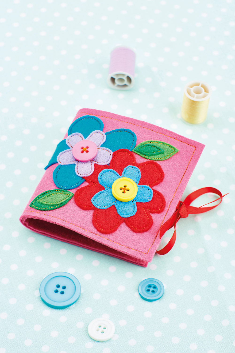 Easy Handmade Floral Sewing Set