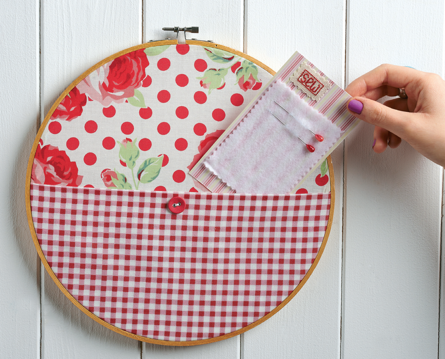 Embroidery Hoop Wall Pocket Free Craft Project Stitching Crafts