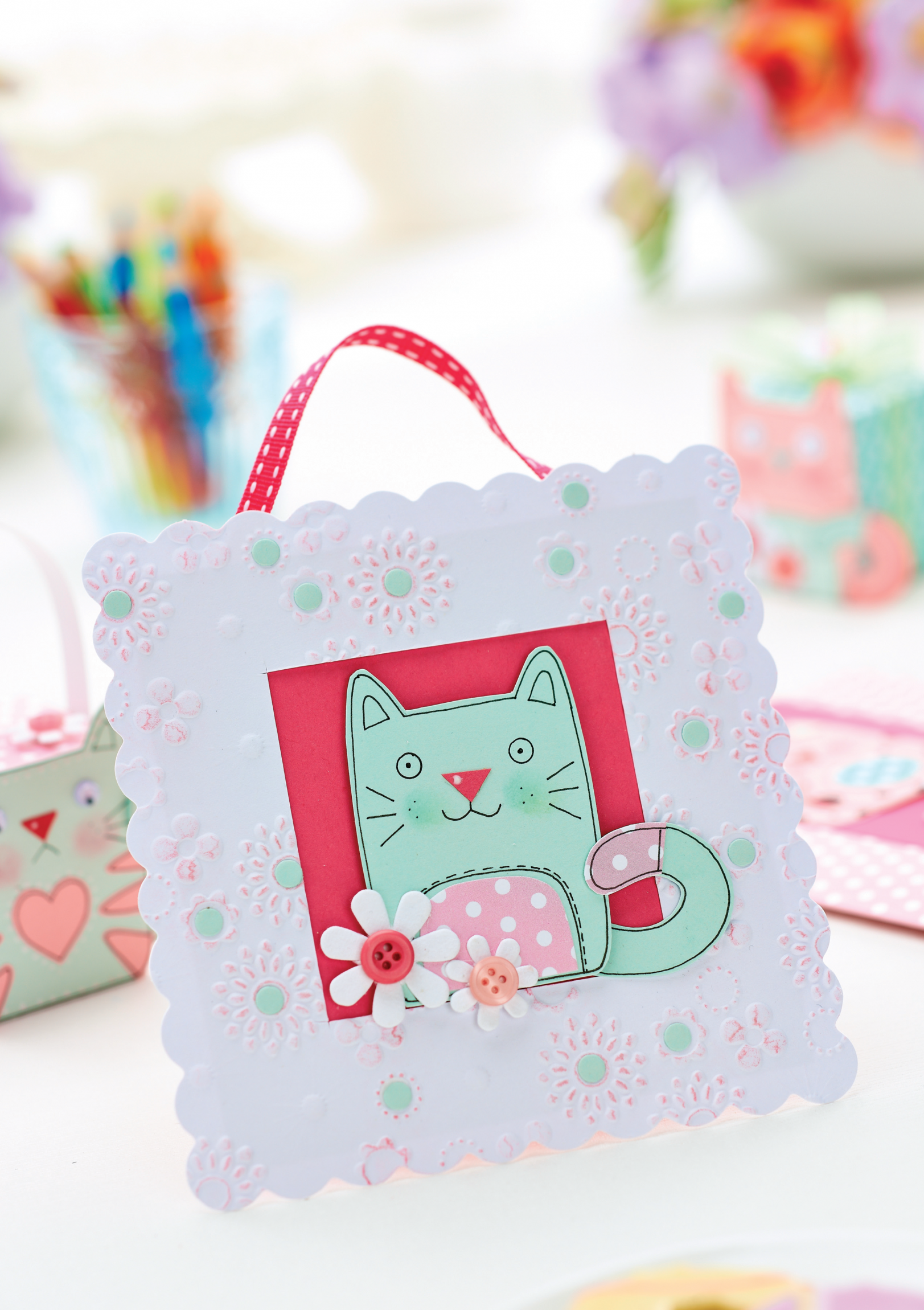 Kitten Papercraft Makes