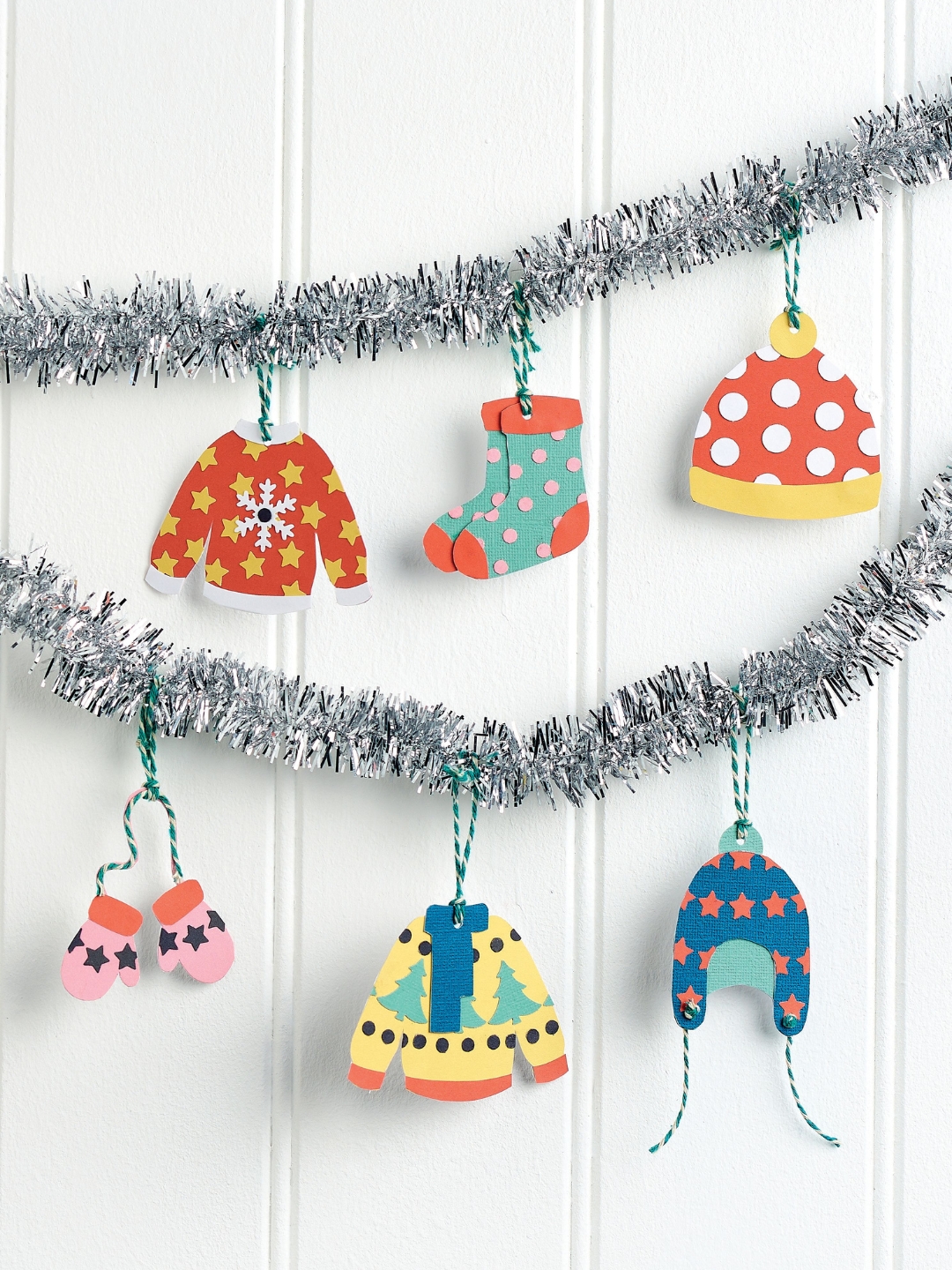 Easy Knitwear Paper Christmas Decorations