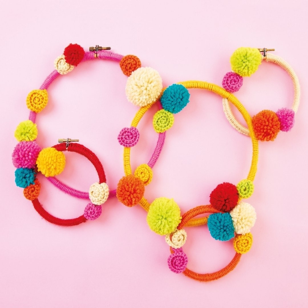 Easy Yarn Hoop Art