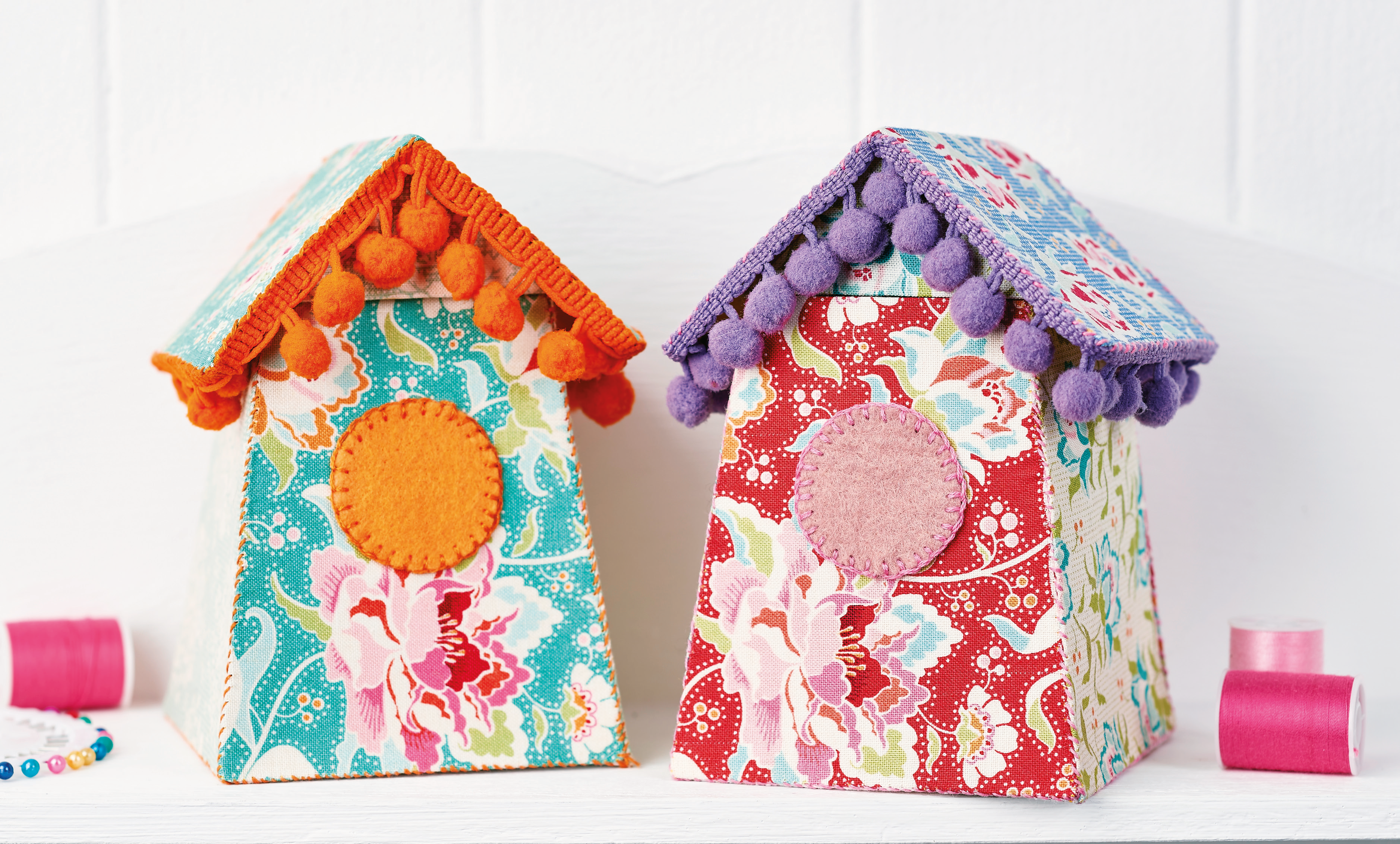 Simple Fabric Birdhouse Project