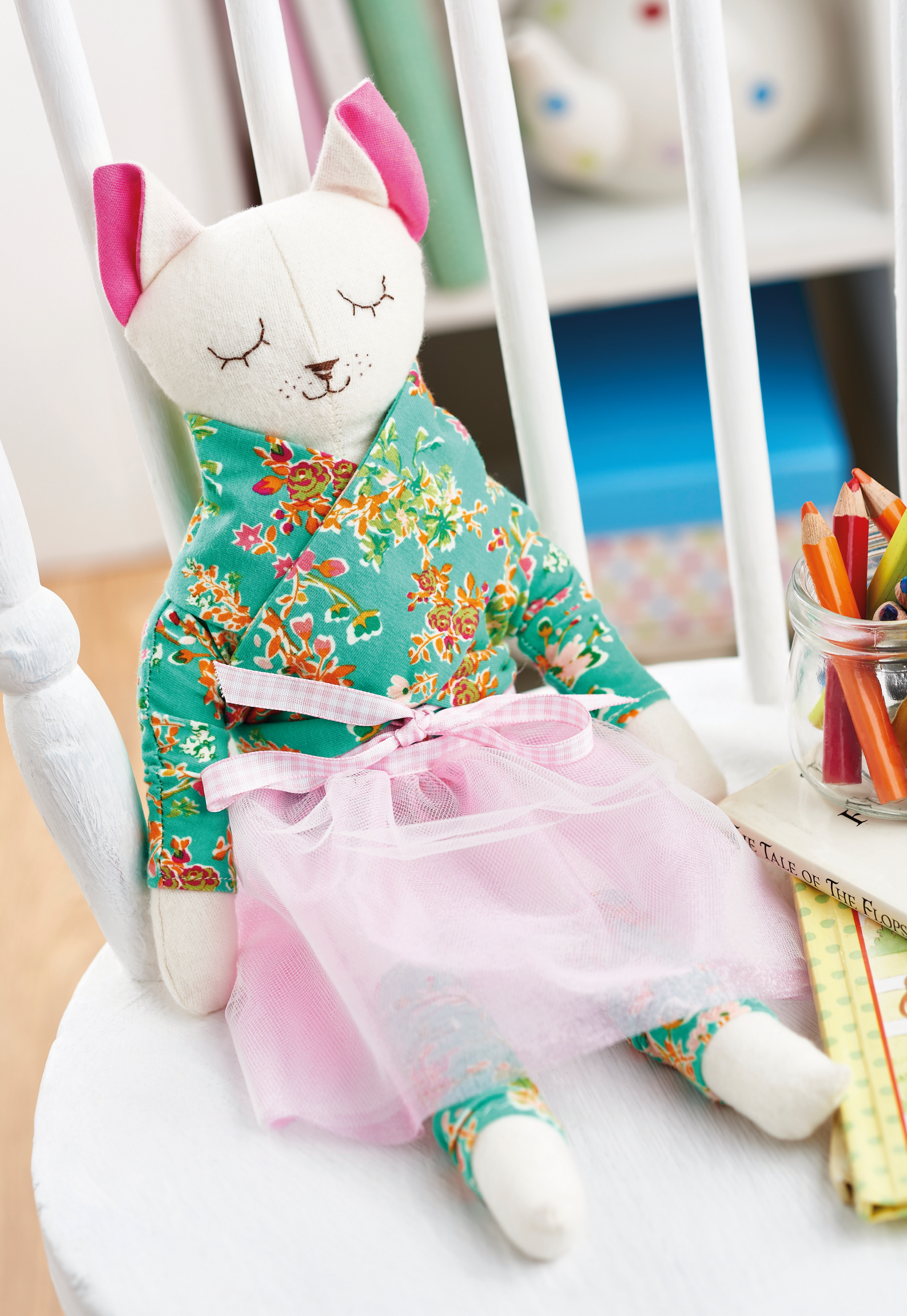 Stitched Ballerina Kitten