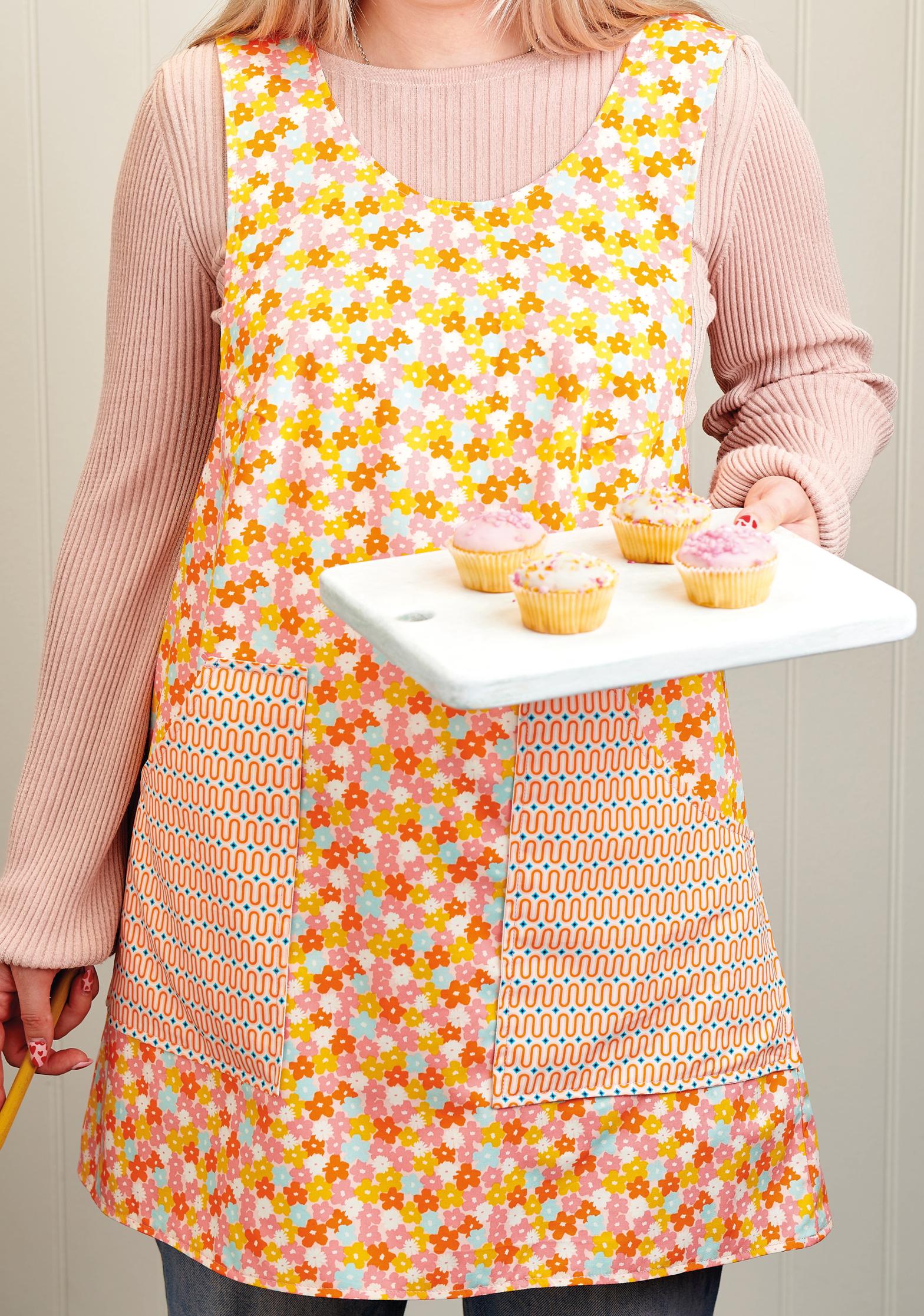 Mobius Apron